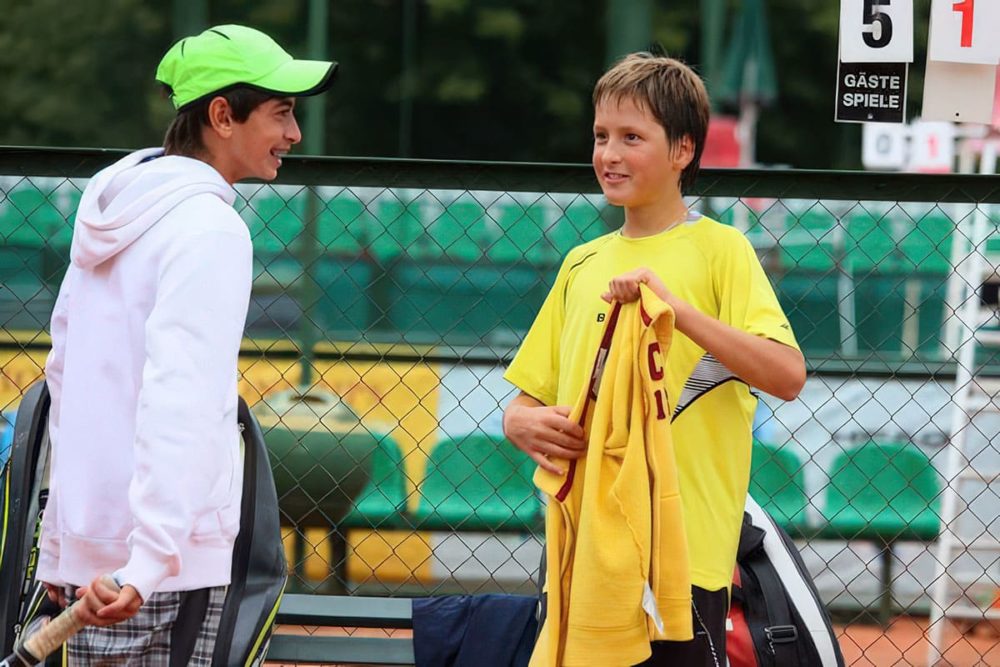 Алексей Захаров с Аленом Авидзбой, победителем турнира Nike Junior Tour 2013.